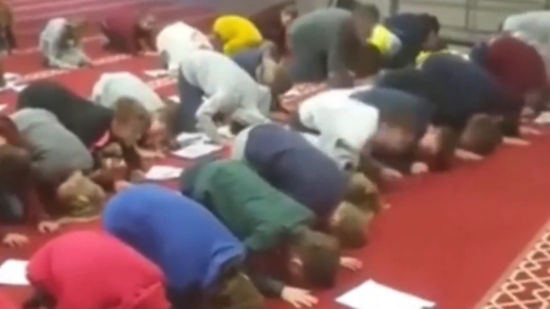 UK: Watch Kids Being Taught Islam in Leicester