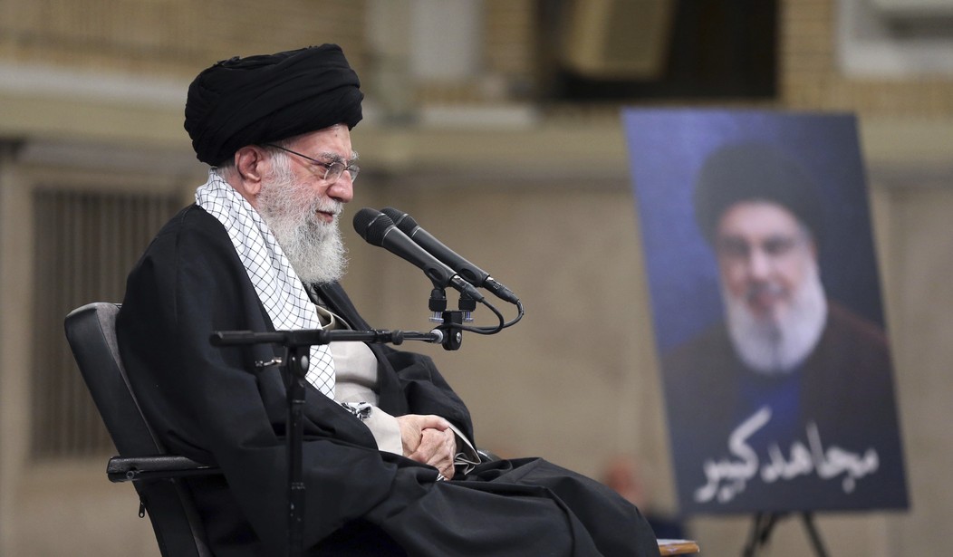 NextImg:In the End, Everyone Hated the Iranian Theocracy