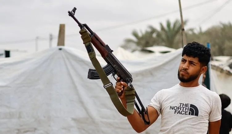 The Clans Challenge Hamas in Gaza