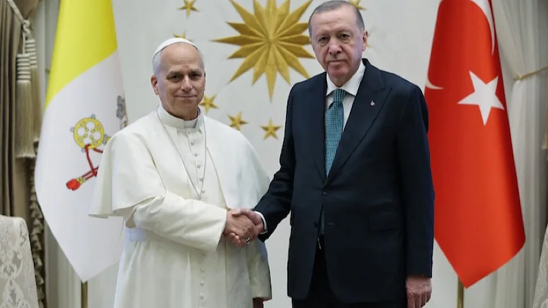 Erdogan Praises Pope for His Stance on ‘Palestinians’