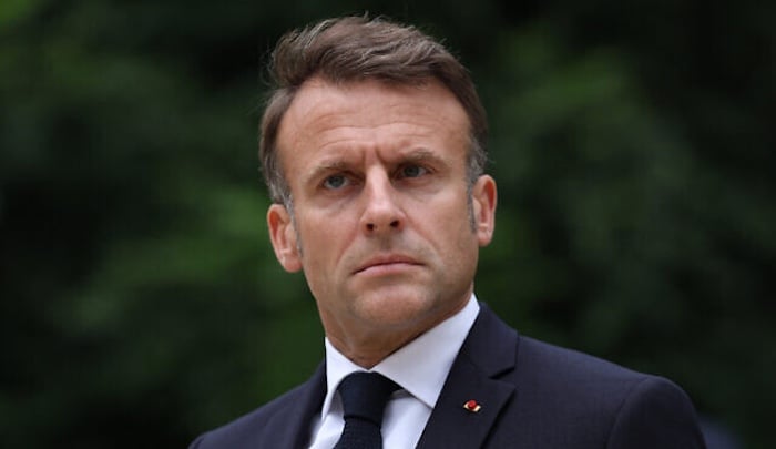 In France, More Than a Quarter of the Population Wants to Leave