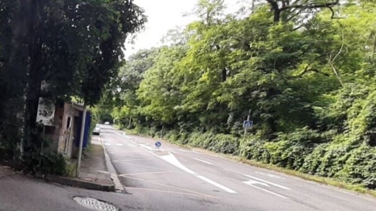 Two Algerians, One French Woman
