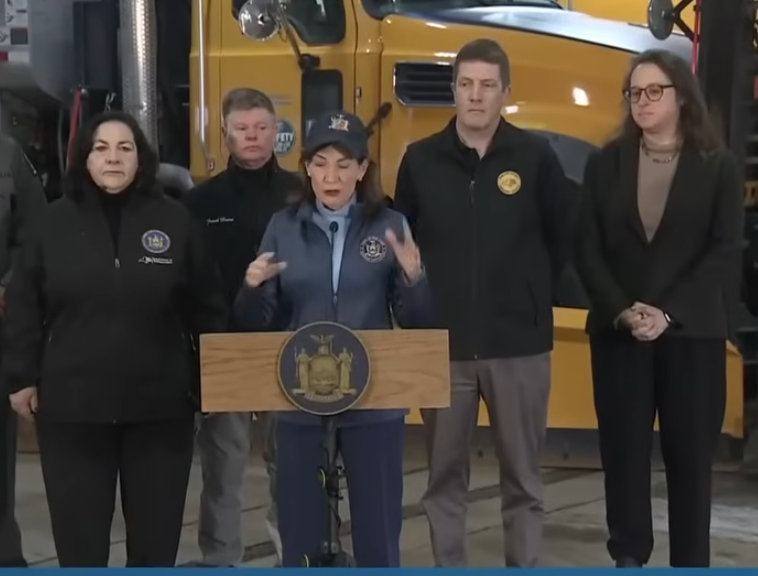 As 3 Die, NY Gov Turns Down Federal Support for Snowstorm to Protest ICE